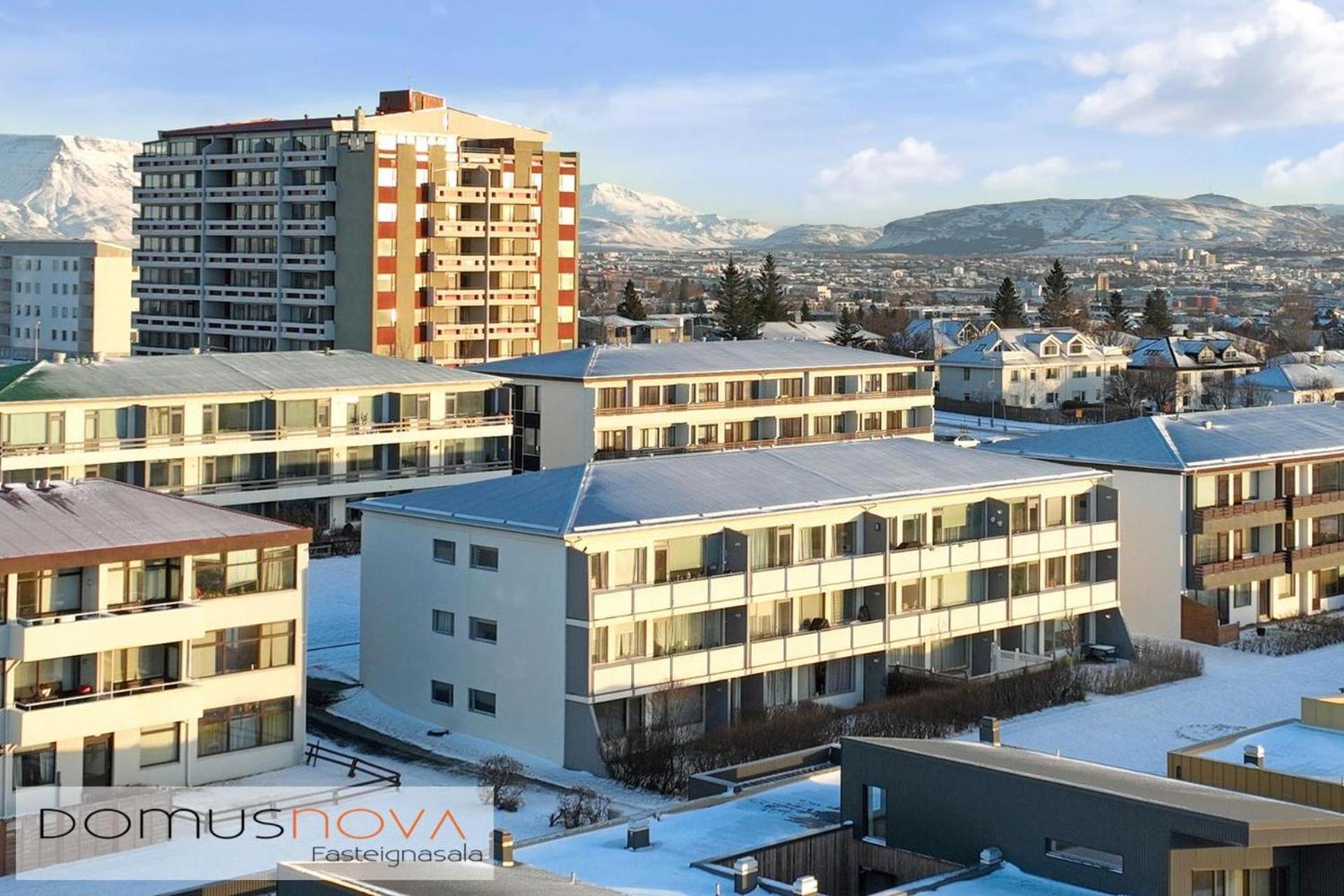 E8 - Cozy 2 Bedroom In Reykjavik, With View Apartment *